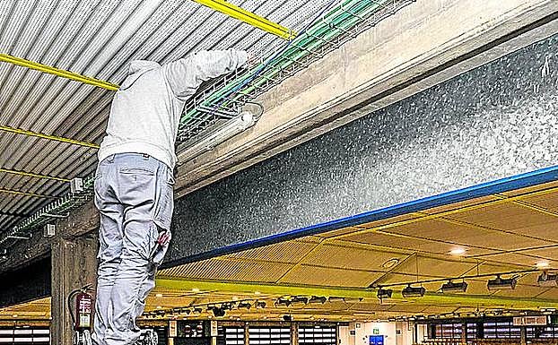 'Mendi' está estos días «patas arriba».