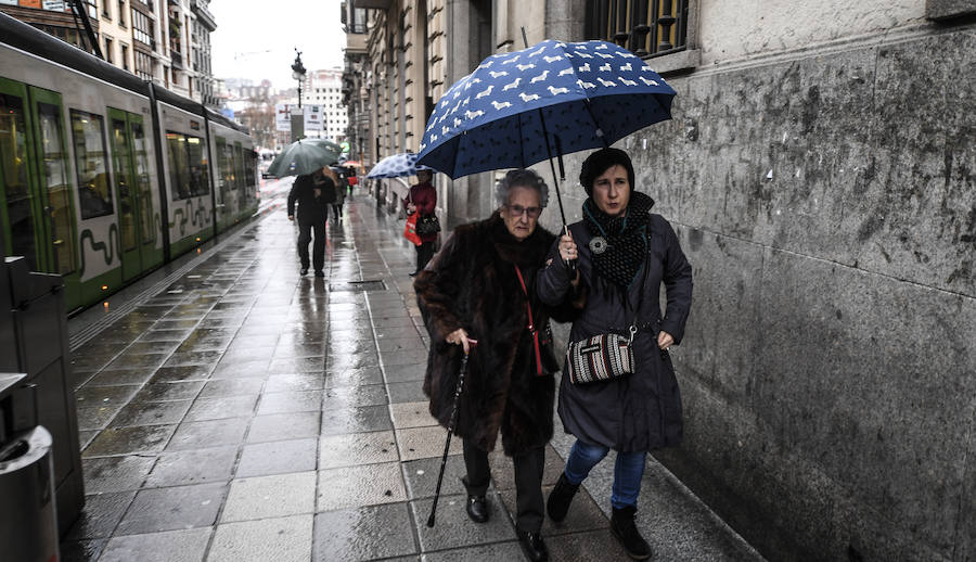 Martes lluvioso en Bilbao.