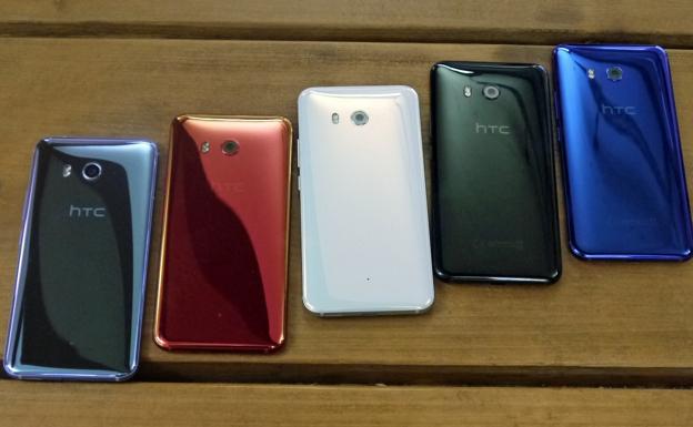 HTC U11.