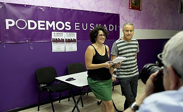 Ana Viñals, en la convocatoria del primer encuentro de Podemos Euskadi en 2015. 