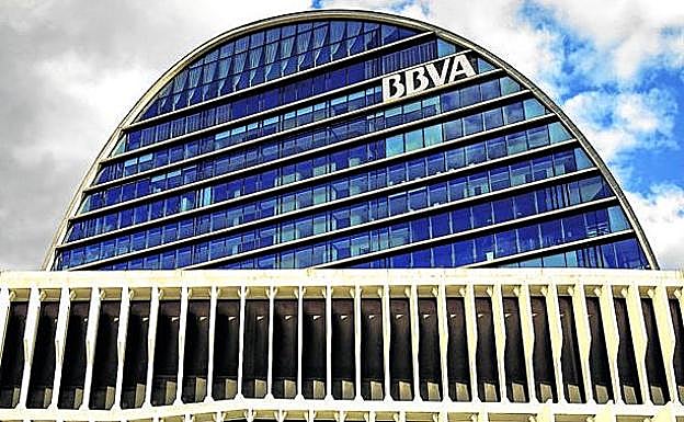 Edificio que alberga la sede operativa del BBVA en las afueras de Madrid.