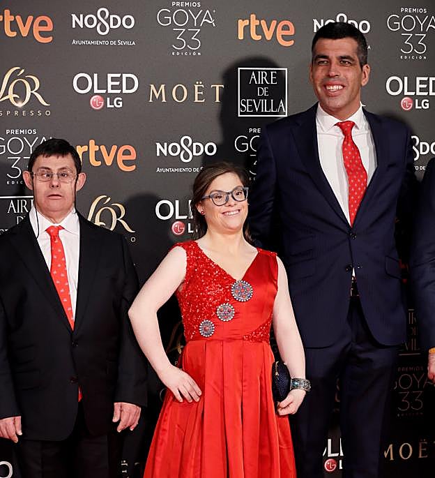 Actores de 'Campeones' en la alfombra roja.