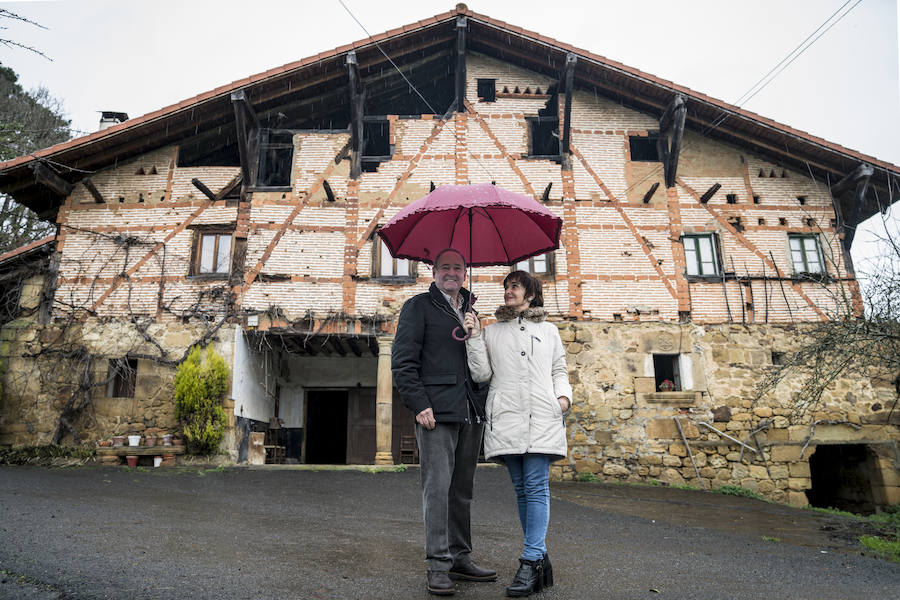 Caserío Isuntza Goikoa, Berriz.