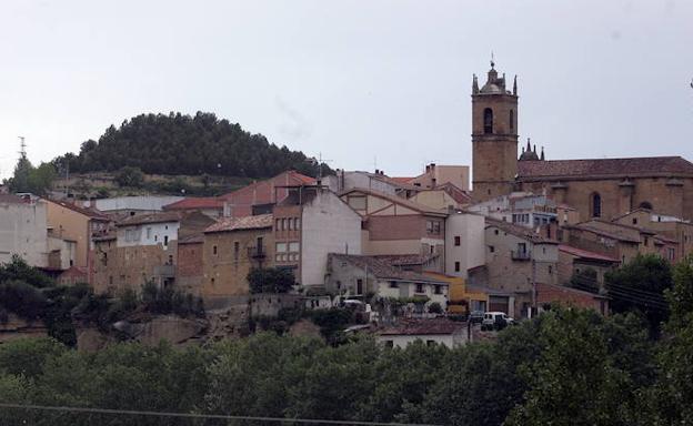 La iglesia de la Asunción domina el casco urbano.