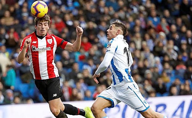Córdoba estuvo de marcar en Anoeta de cabeza. 
