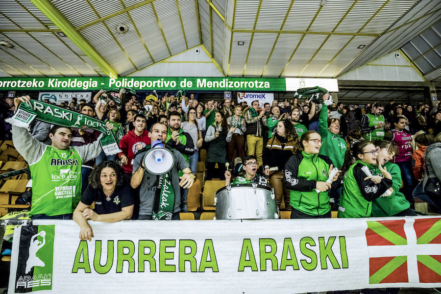 Fotos: Las mejores imágenes del Araski - Lointek Gernika