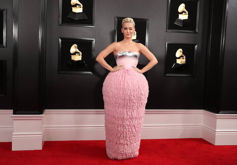 Katy Perry y su original vestido.