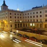 La excavación arqueológica con motivo de las obras del parking de Olaguibel en 2005 descubrió dos esqueletos enterrados en el antiguo claustro. 
