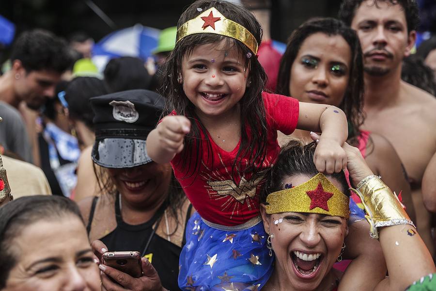Fotos: Explosión de alegría para dar la bienvenida al Carnaval de Río