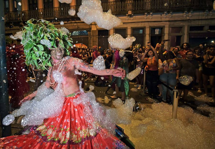 Fotos: Explosión de alegría para dar la bienvenida al Carnaval de Río