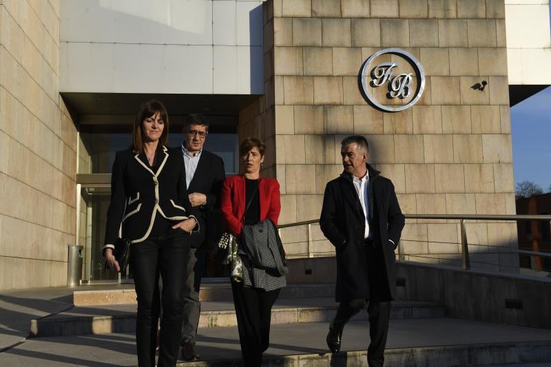 Idoia Mendia, líder de los socialistas vascos, Patxi López, la juntera Begoña Gil y el secretario de organización del PSE, Miguel Ángel Morales.