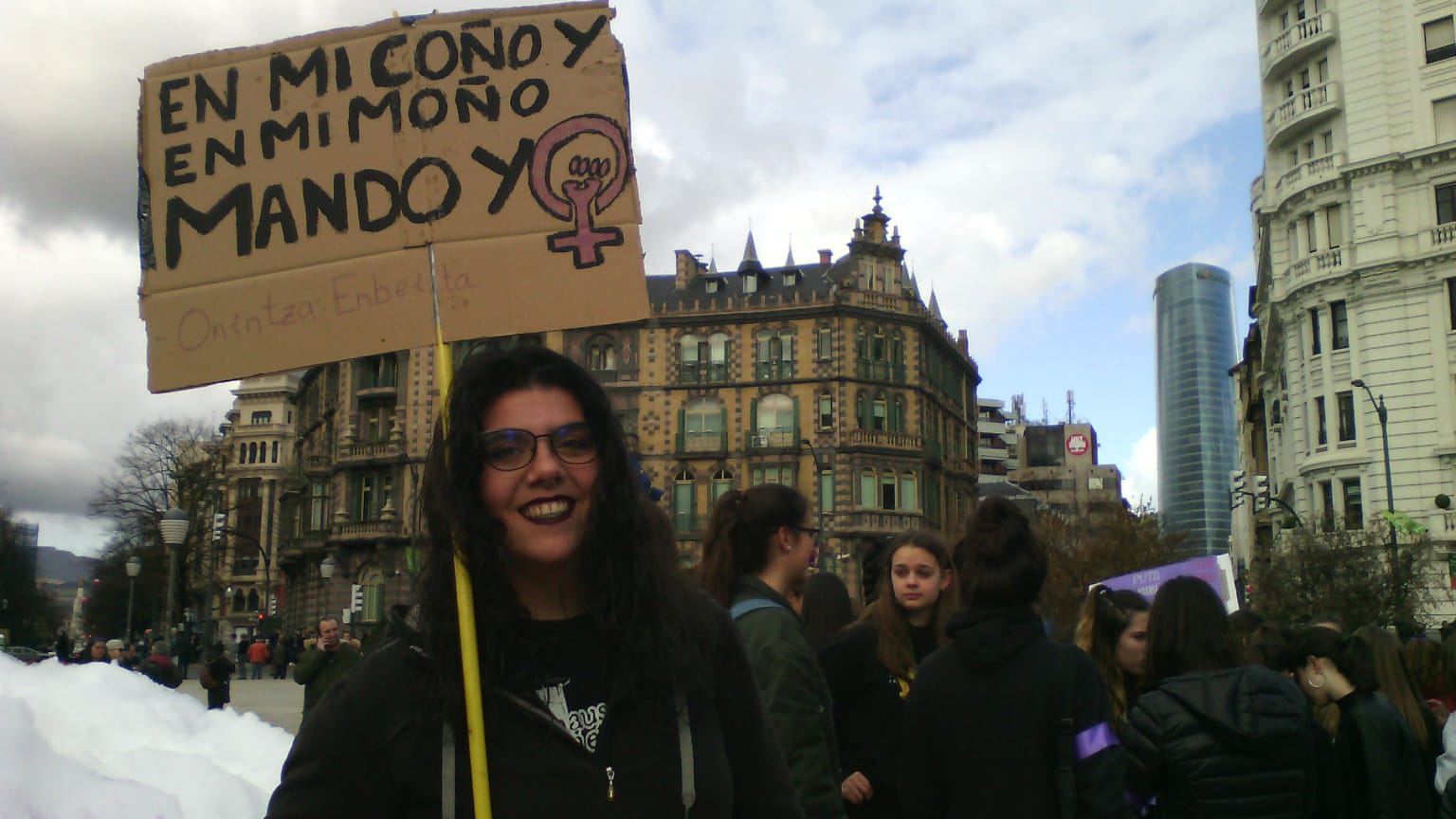 Una joven de Santurtzi estudiante de Magisterio en Leioa.