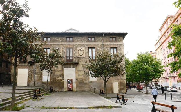 Imagen de archivo de la casa de los Álava-Velasco, en Vitoria.