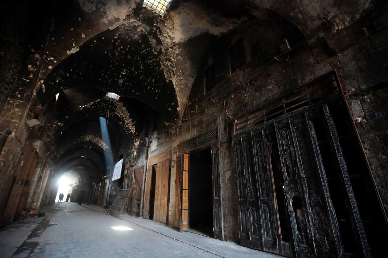 Mercados cerrados en la ciudad vieja de Aleppo, en Siria 