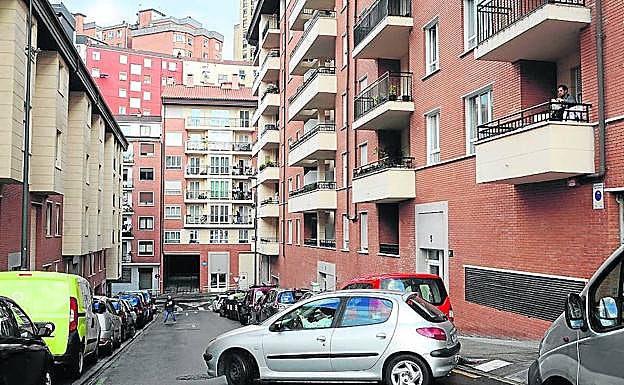 La calle George Steer del barrio de Atxuri, donde se produjeron los hechos.