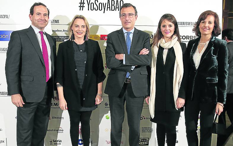 Eduardo Andrade, Raquel González, Juan Manuel Astigarraga, Estíbaliz Hernández y María Arbeo.