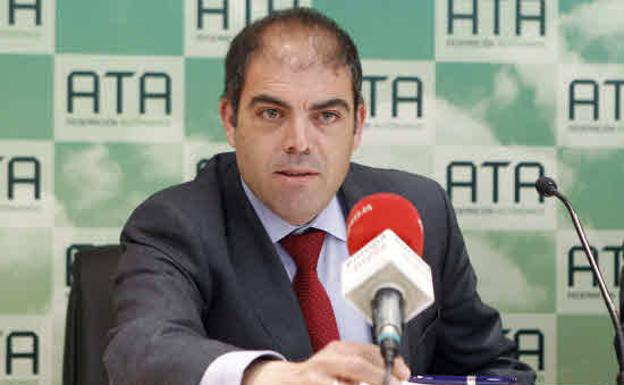 El presidente de ATA, Lorenzo Amor.