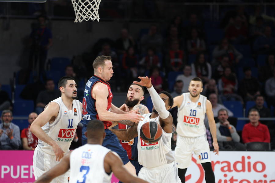 Fotos: Las mejores imáganes del Baskonia - Buducnost de la Euroliga