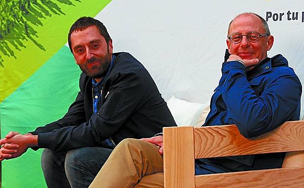 EH Bildu presentó sus candidatos a la alcaldía, Errasti y a la Diputación, Izagirre. 