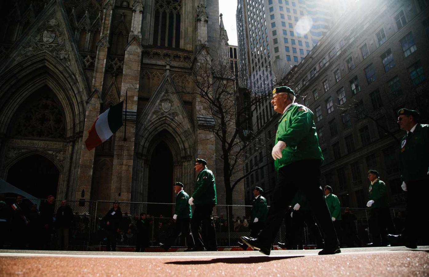 Estados Unidos se vuelca en la celebración del día de San Patricio, patrón de Irlanda , con desfiles en Chicago y Nueva York, entre otras ciudades. 