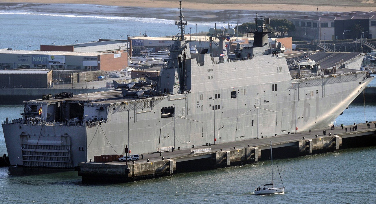 Fotos: El portaaviones &#039;Juan Carlos I&#039; llega a Getxo
