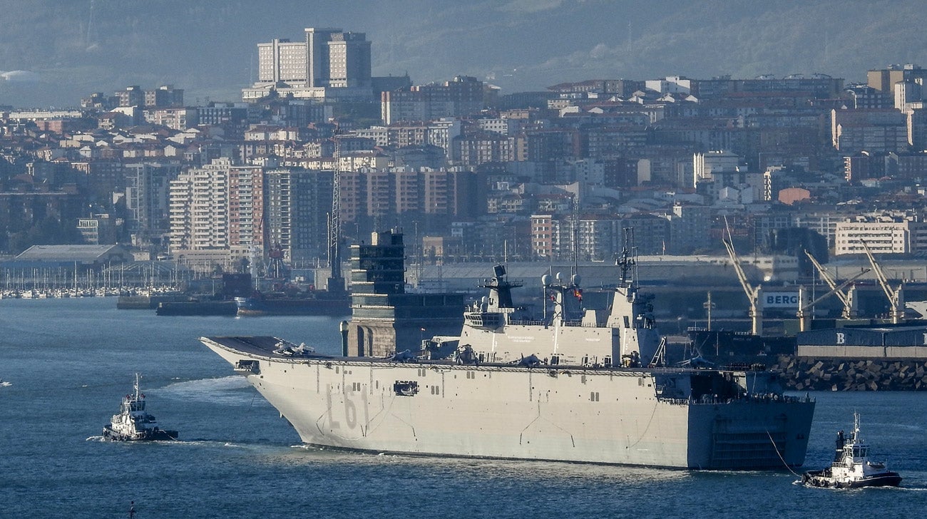 Fotos: El portaaviones &#039;Juan Carlos I&#039; llega a Getxo