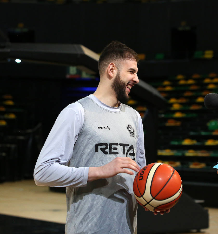 Los hombres de negro se preparan para el encuentro del domingo frente al palencia