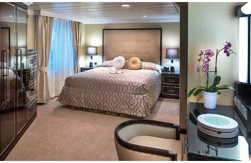 Fotos: Así es por dentro el crucero de lujo que dará la vuelta al mundo y parará en Getxo