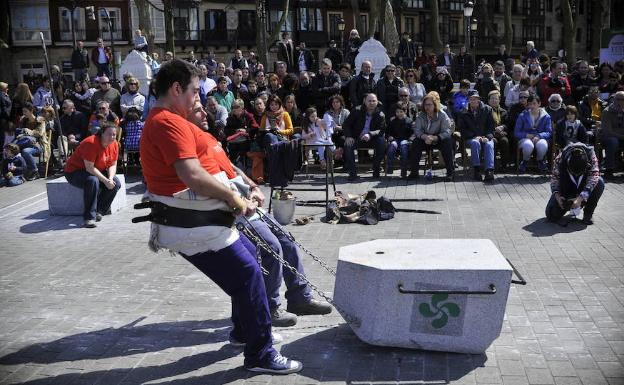 Una de las actividades programadas el pasado año para transmitir y dar a conocer la cultura vasca. 