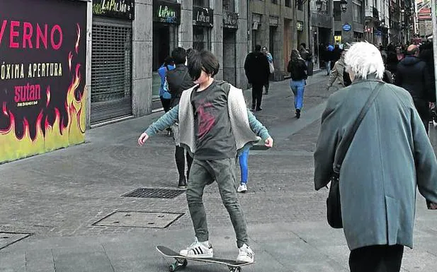 El local se encuentra ubicado en la calle Correo.