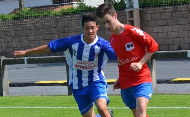 Andoni Pérez, en un encuentro con la selección vizcaína. 