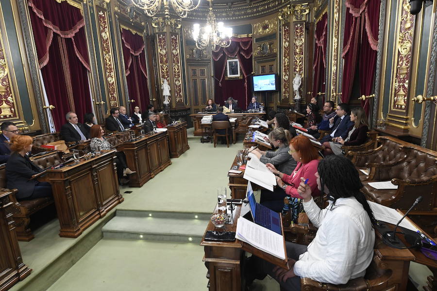 Salón de plenos del Ayuntamiento.