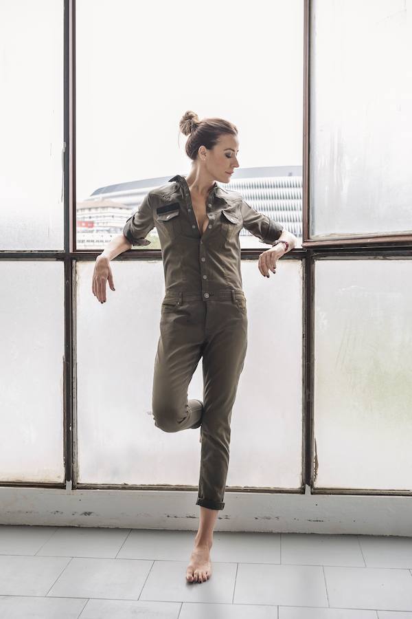 La exmodelo bilbaína, reconvertida en empresaria de éxito, es feliz el día que no tiene que maquillarse ni peinarse, le «espanta» ir de compras y nunca se pondría un vaquero roto