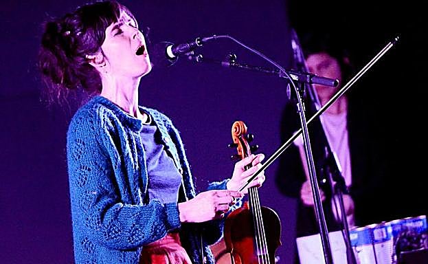 Master en música antigua, al violín le extrajo un sonido añejo.