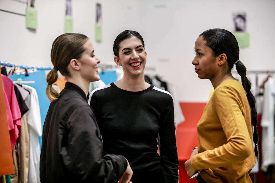 Nos colamos en el 'backstage' de la Semana de la Moda vitoriana antes de que comience