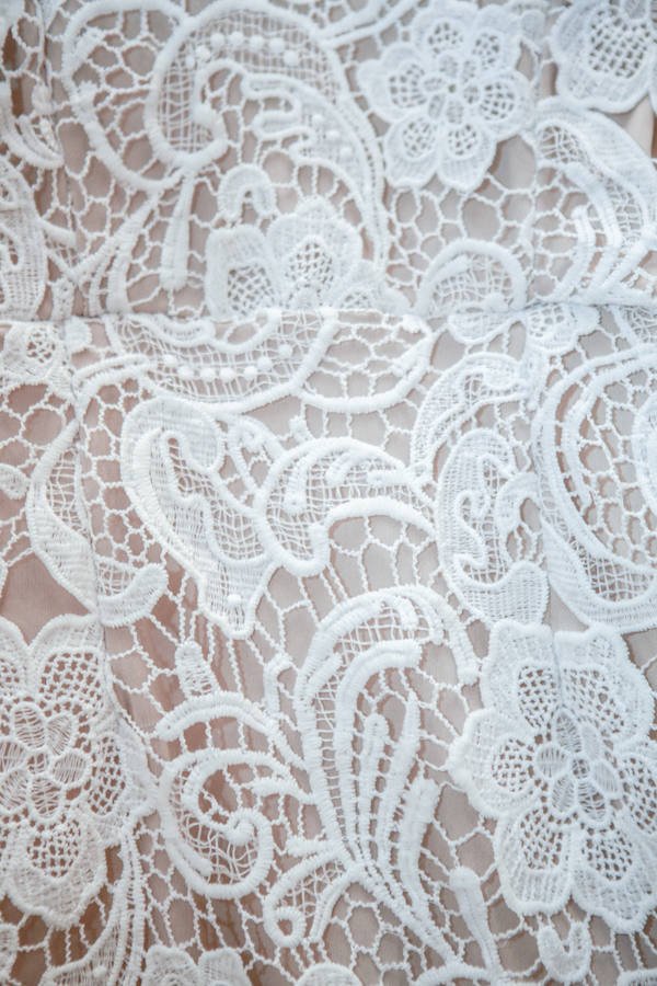 El finalista de la segunda temporada de Maestros de la Costura acude a la Pasarela Gasteiz On y escoje para ÁlavaDmoda sus cuatro vestidos de novia favoritos