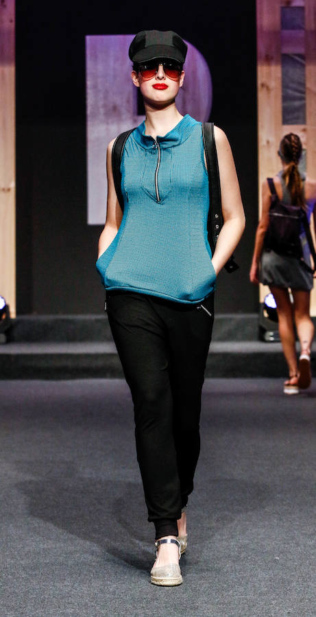 Los nuevos creadores pisan fuerte en la Pasarela Gasteiz On con originales looks, vestidos de ensueño, prendas recicladas y estilismos reivindicativos.