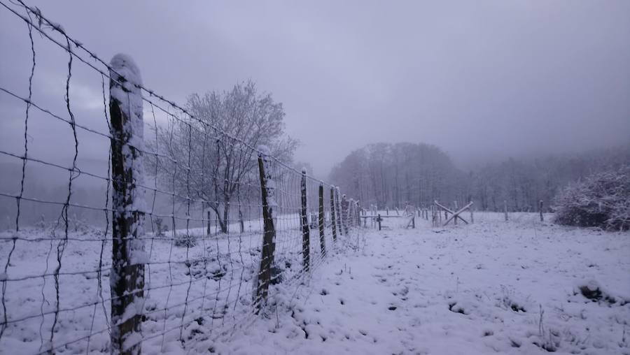 El Santuario ha amanecido teñido de blanco