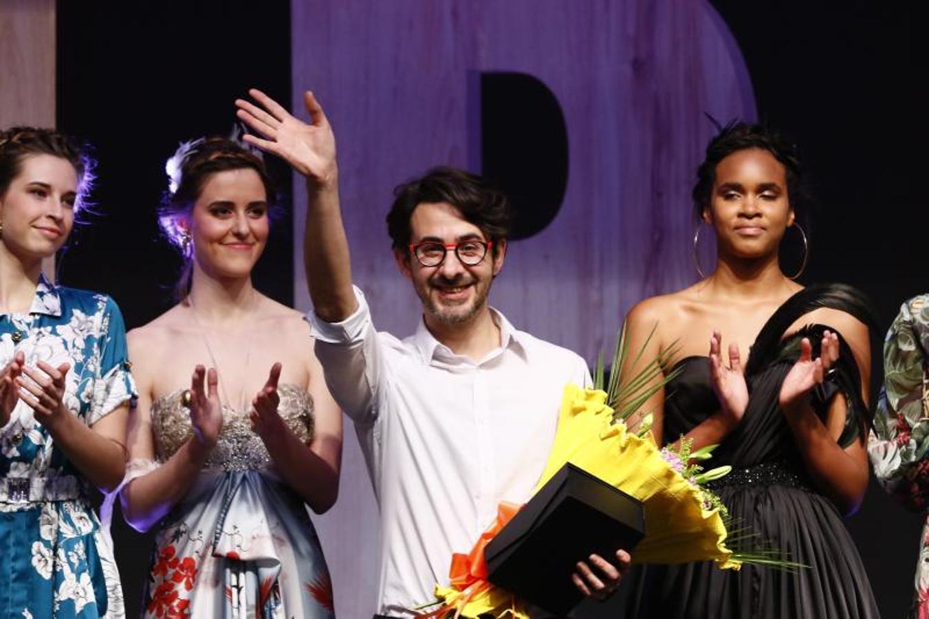 El diseñador vitoriano Domingo Orive conquista al jurado con su colección 'Chess' de sastrería clásica