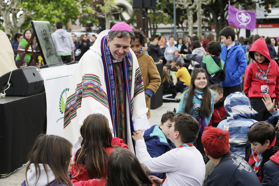 Fotos: Las imágenes de la fiesta de los scauts en Santurtzi