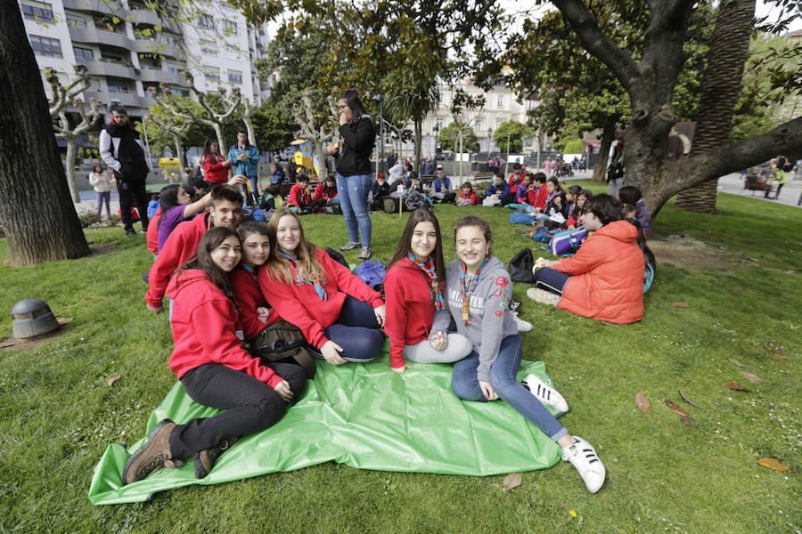 Fotos: Las imágenes de la fiesta de los scauts en Santurtzi
