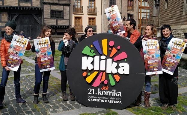 Organizadores en la presentación de los actos que acogerá el domingo Vitoria. 