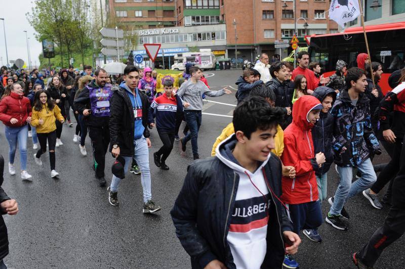 Las mejores instantáneas de la marcha en favor del euskera en la capital vizcaína