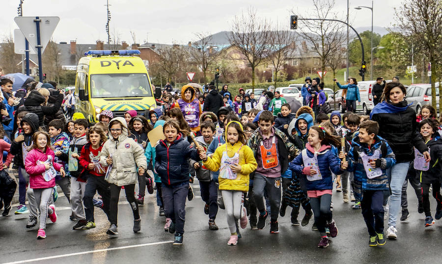 Fotos: La Korrika Txiki llega a Vitoria