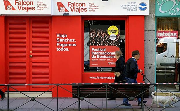 La campaña se embarra desde el primer día