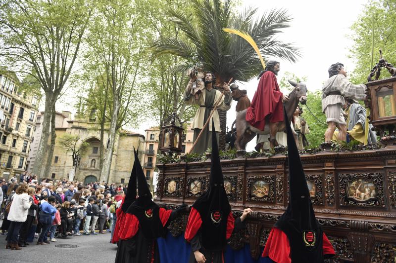 El tiempo ha animado a los bilbaínos a acudir a una de las cuatro grandes de Semana Santa