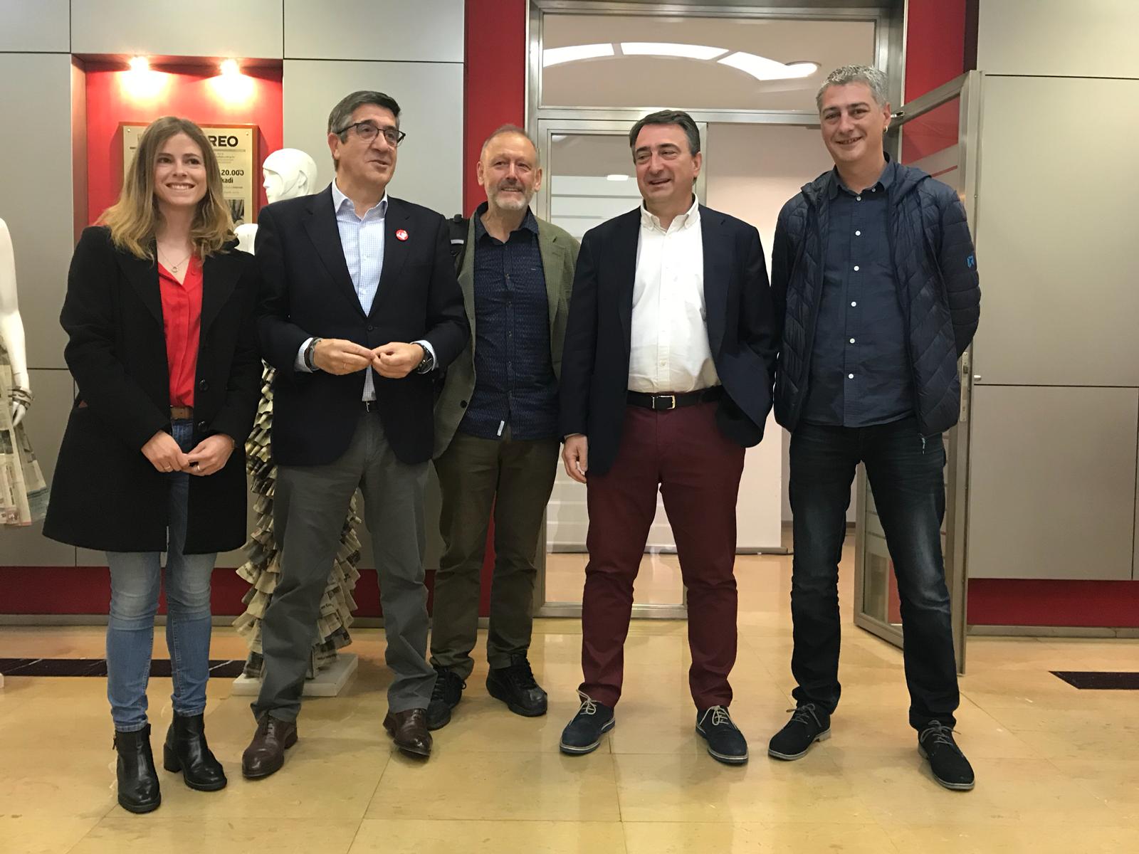 EL CORREO reúne a Aitor Esteban (PNV), Patxi López (PSOE), Roberto Uriarte (Unidas Podemos), Bea Fanjul (PP) y Oskar Matute (EH Bildu), cabezas de lista de sus partidos por Bizkaia
