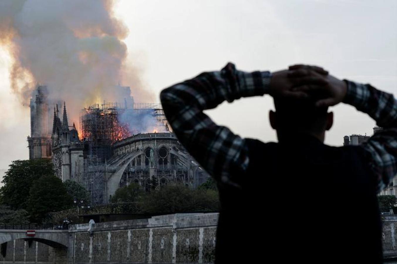 Fotos: Incendio en la catedral de Notre Dame de París