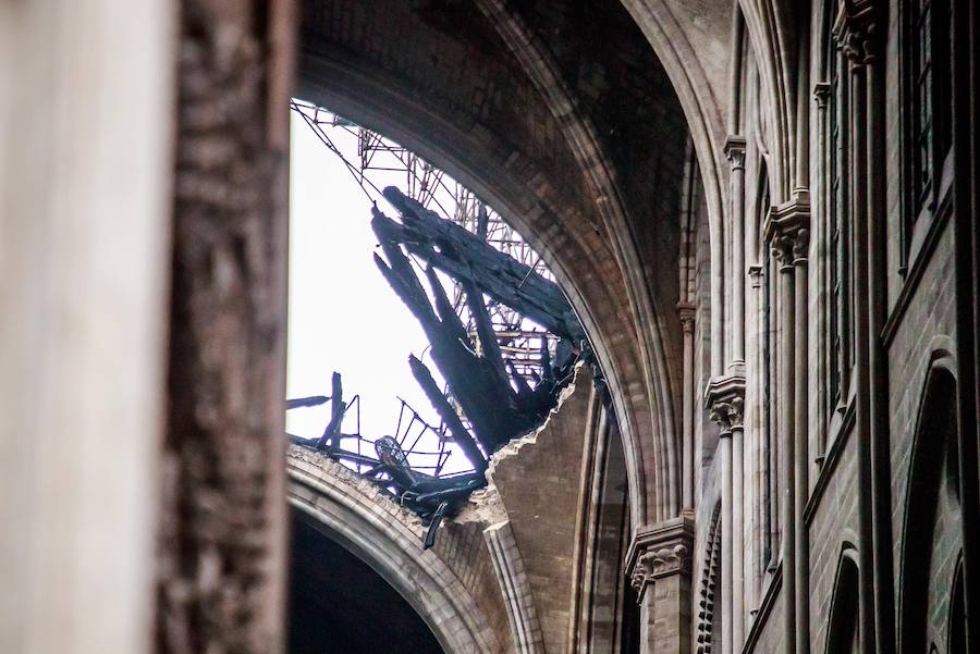 La catedral ha sido devorada por las llamas