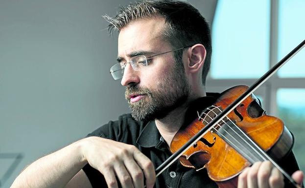El violinista Daniel Pinteño.